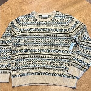 Old Navy Men’s Cream Fair Isle Crewneck Sweater with Blue and Gray Accents